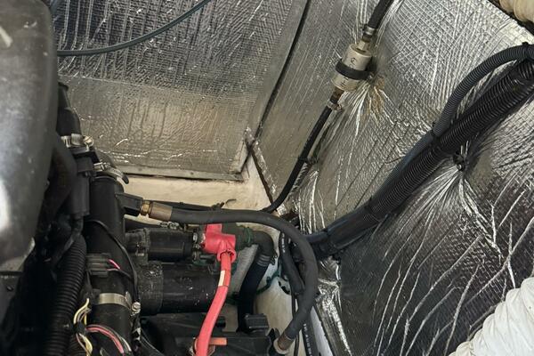 37ft Cruisers Yacht For Sale