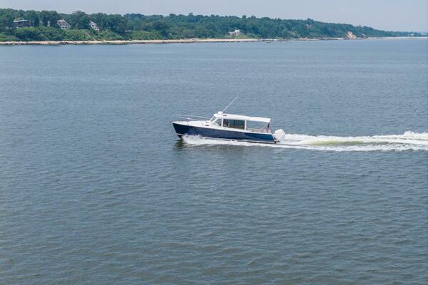 35ft MJM Yacht For Sale