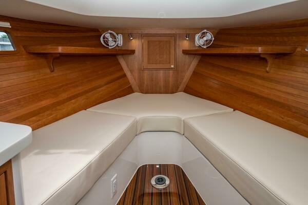 35ft MJM Yacht For Sale