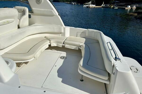 31ft Sea Ray Yacht For Sale