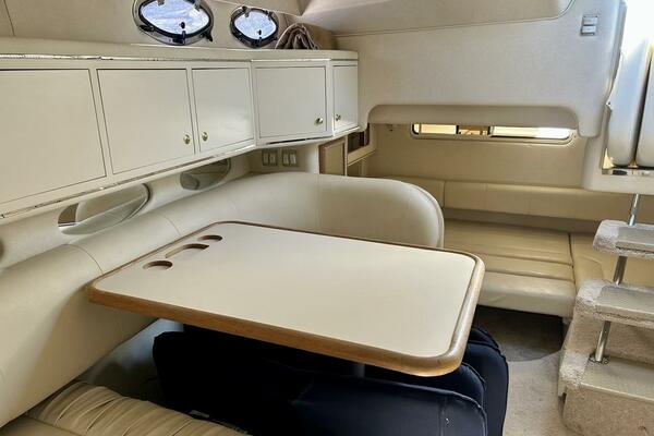 31ft Sea Ray Yacht For Sale