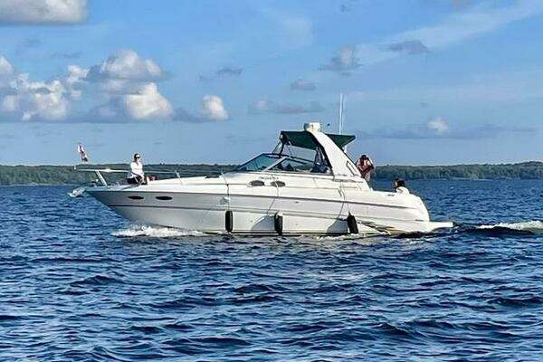 31-ft-Sea Ray-1999-310 Sundancer- Perry Sound Ontario Canada  yacht for sale