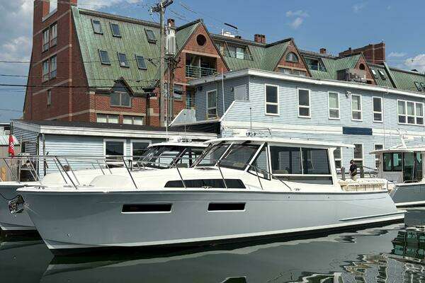 47-ft-MJM-2026-47R-Oxford Maryland United States yacht for sale