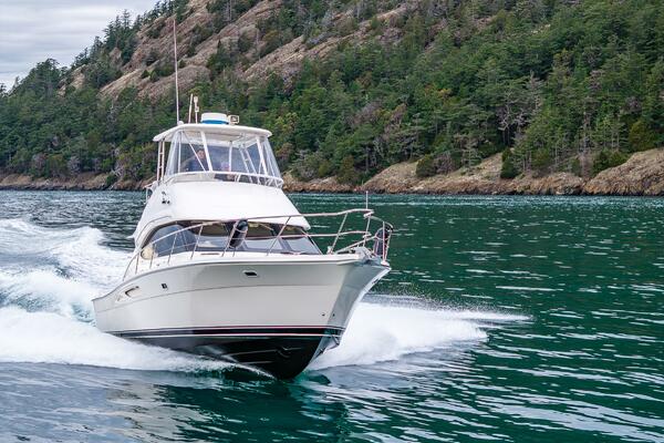 37ft Riviera Yacht For Sale