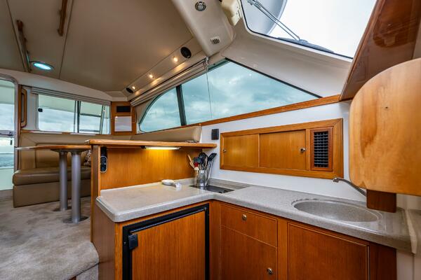 37ft Riviera Yacht For Sale