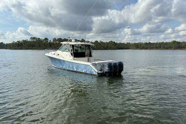 Pursuit 375 OS Yacht For Sale