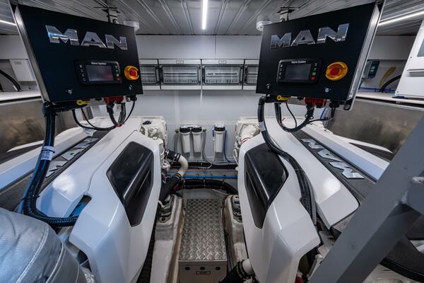 ALAMAR 57ft Astondoa Yacht For Sale