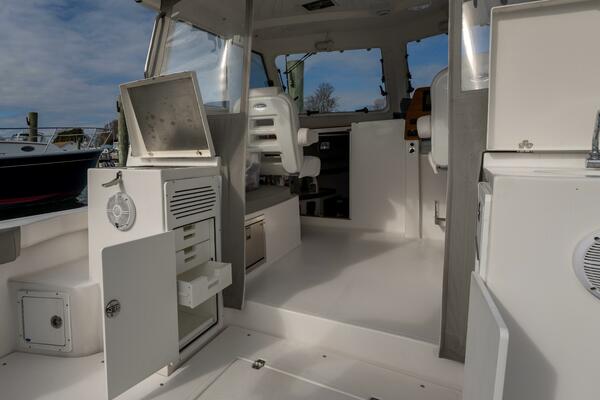 35ft Northcoast Yacht For Sale