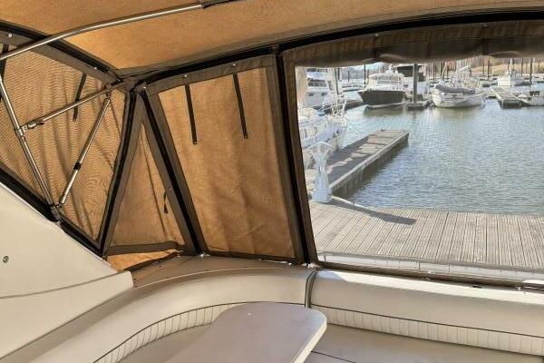 Amazed 42ft Cruisers Yacht For Sale