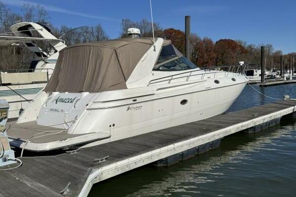 Amazed 42ft Cruisers Yacht For Sale