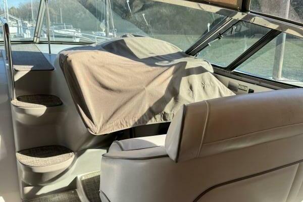 Amazed 42ft Cruisers Yacht For Sale