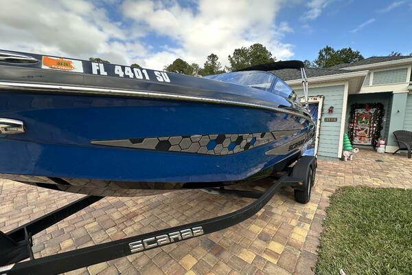 21ft Scarab Yacht For Sale