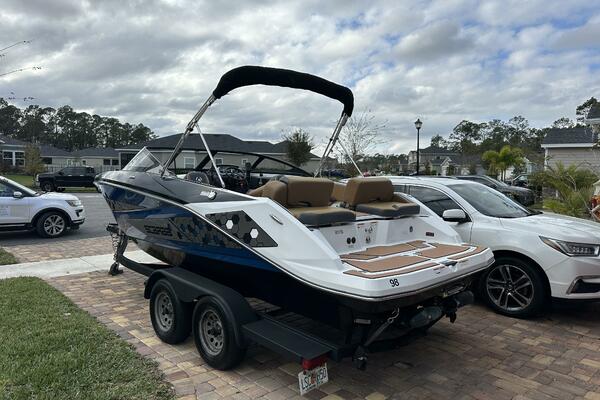 21ft Scarab Yacht For Sale