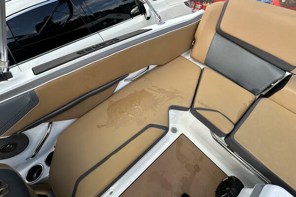 21ft Scarab Yacht For Sale