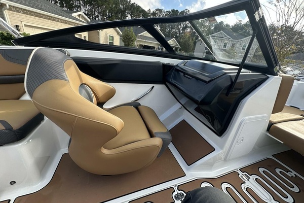 21ft Scarab Yacht For Sale
