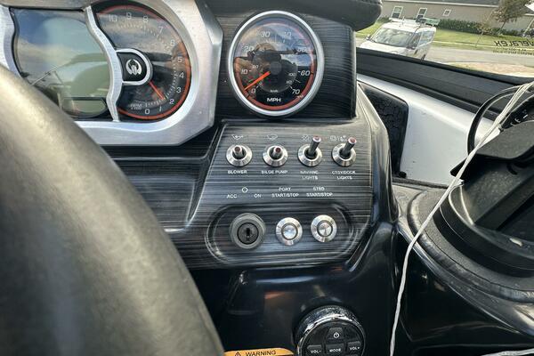 21ft Scarab Yacht For Sale