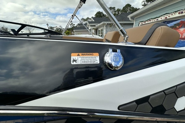 21ft Scarab Yacht For Sale
