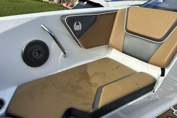 21ft Scarab Yacht For Sale