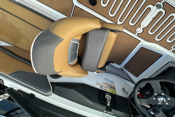 21ft Scarab Yacht For Sale
