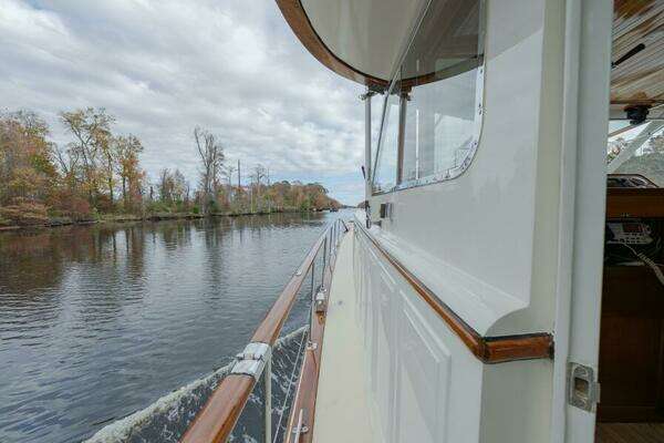 Trumpy 58 Yacht For Sale