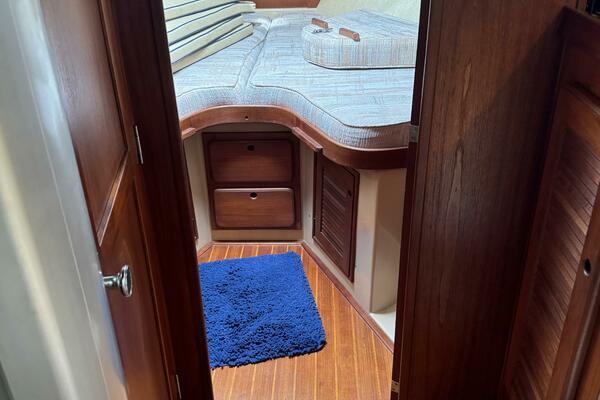 32ft Island Packet Yacht For Sale
