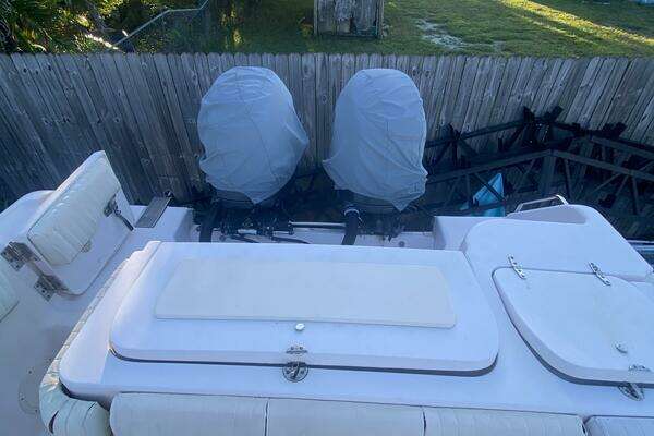 Photo of the 2007 Grady-White Chase 273 "knot the usual"