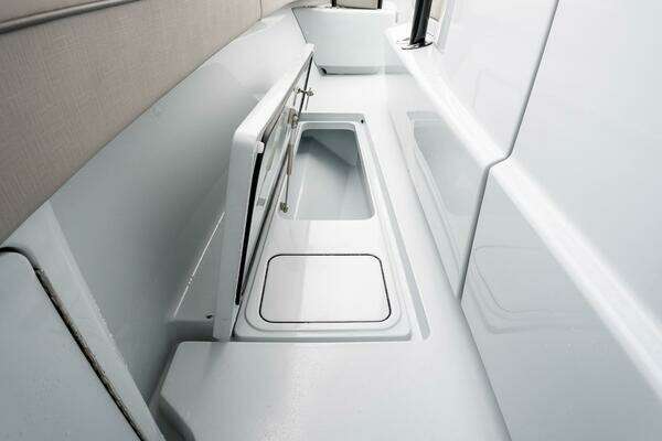 Valhalla Boatworks V-33 Yacht For Sale