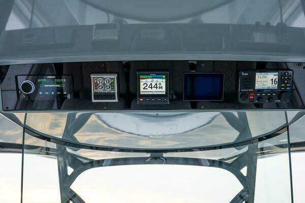 Valhalla Boatworks V-33 Yacht For Sale