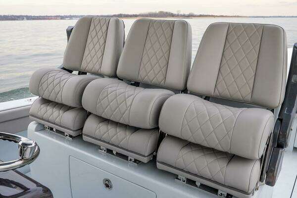 Valhalla Boatworks V-33 Yacht For Sale