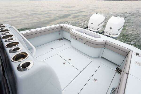 Valhalla Boatworks V-33 Yacht For Sale