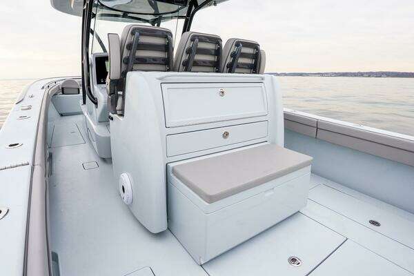 Valhalla Boatworks V-33 Yacht For Sale