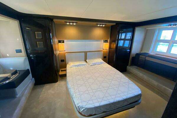 Azimut 77S Yacht For Sale