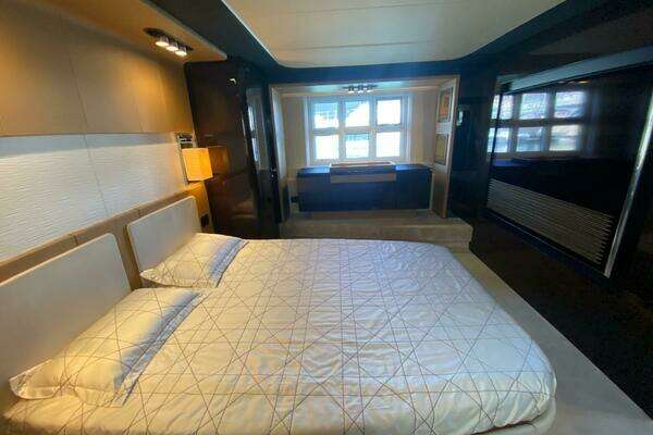 Azimut 77S Yacht For Sale