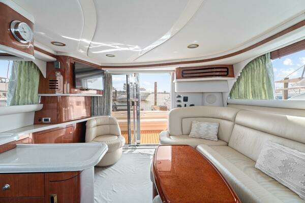 Sea Ray 480 Sedan Bridge Yacht For Sale