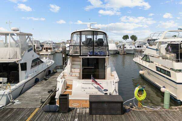 Sea Ray 480 Sedan Bridge Yacht For Sale