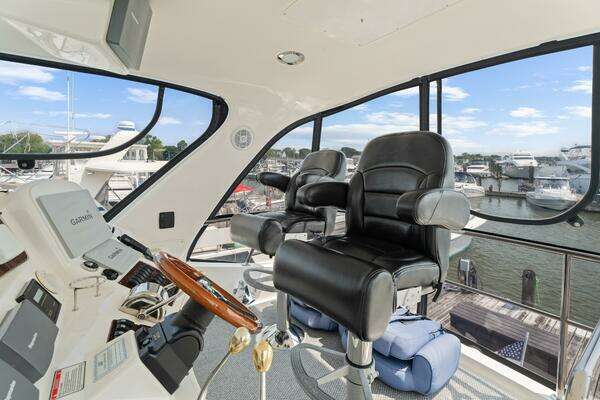 Sea Ray 480 Sedan Bridge Yacht For Sale