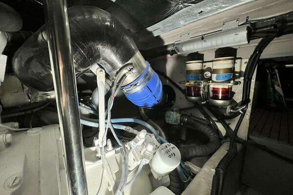 Sea Ray 480 Sedan Bridge Yacht For Sale