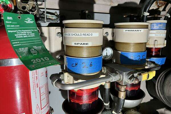 Sea Ray 480 Sedan Bridge Yacht For Sale