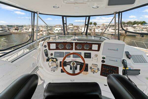 Sea Ray 480 Sedan Bridge Yacht For Sale
