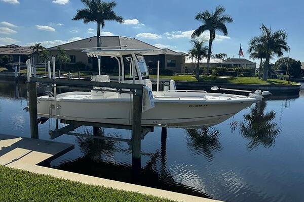 25ft Sea Hunt Yacht For Sale