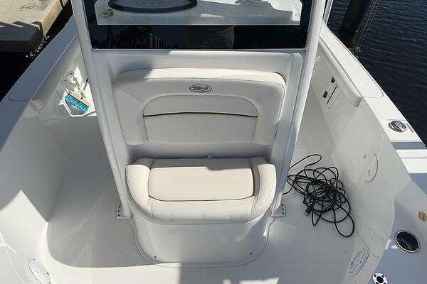 25ft Sea Hunt Yacht For Sale