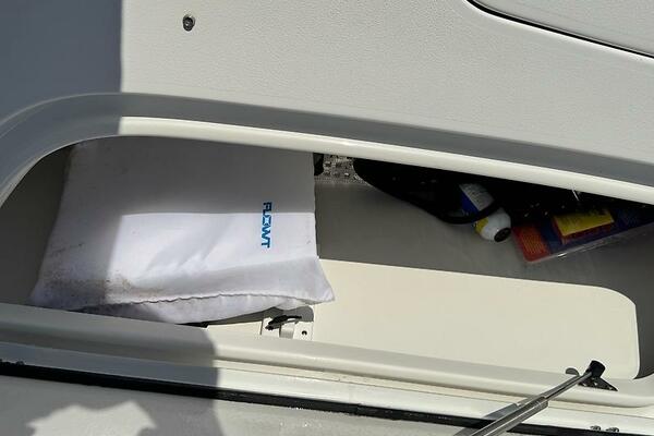 25ft Sea Hunt Yacht For Sale