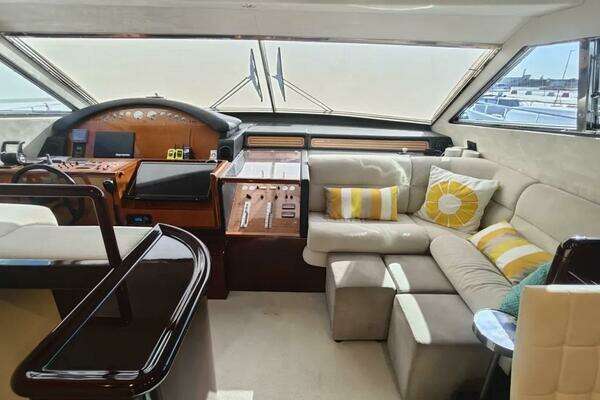 Photo of the 2002 Ferretti Yachts 720