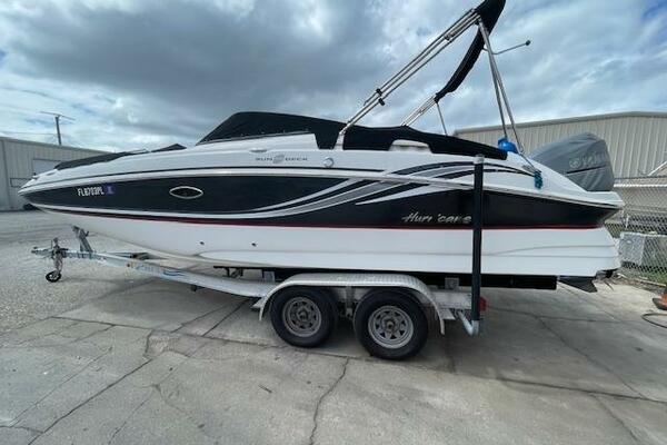 24ft Hurricane Yacht For Sale