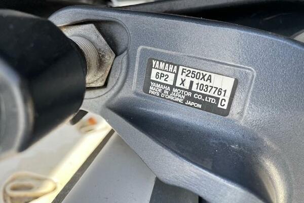 24ft Hurricane Yacht For Sale