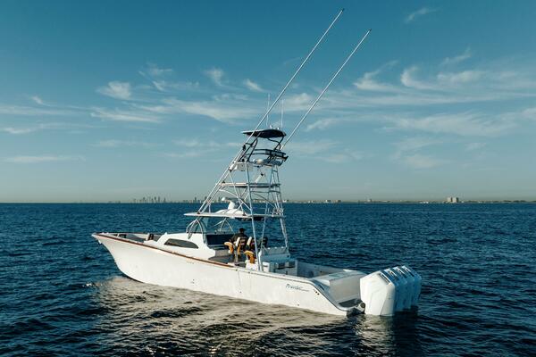 47ft Front Runner Yacht For Sale