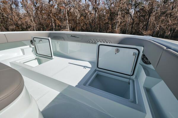 37ft Front Runner Yacht For Sale