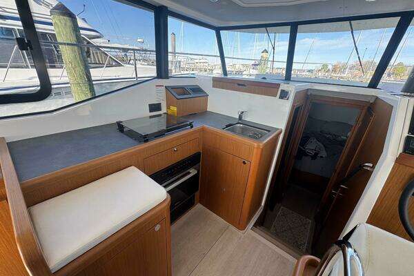 Beneteau  Yacht For Sale