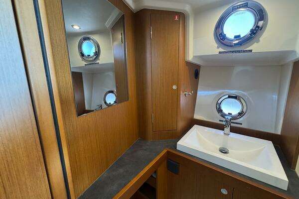 Beneteau  Yacht For Sale