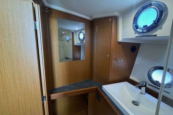 Beneteau  Yacht For Sale